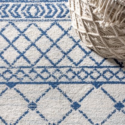 Moroccan geometric rug - Image 8