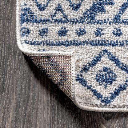 Moroccan geometric rug - Image 3