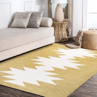 Geometric triangle pattern carpet