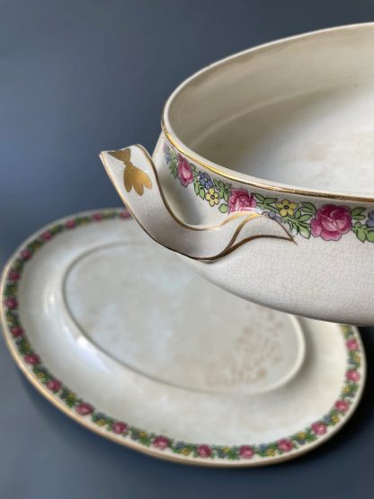 Vintage floral two-handled porcelain set - Image 4