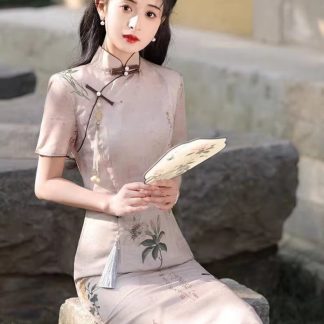 Poetic Chinese style printed cheongsam