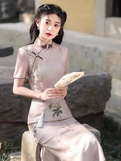 Poetic Chinese style printed cheongsam