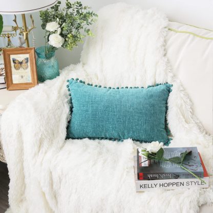 ins wind fur ball edge pillow - Image 4