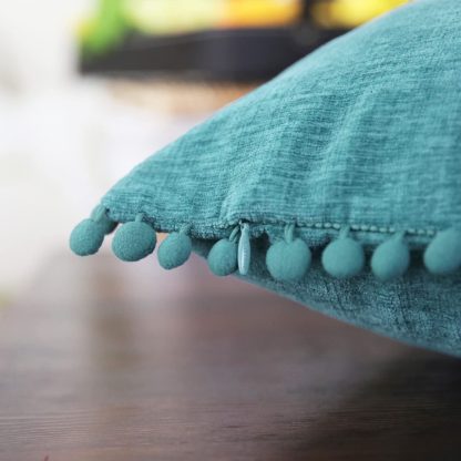 ins wind fur ball edge pillow - Image 2