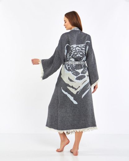 Grey tiger print robe - Image 4