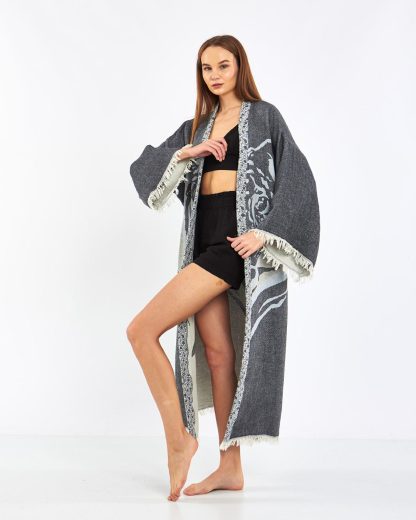 Grey tiger print robe - Image 3