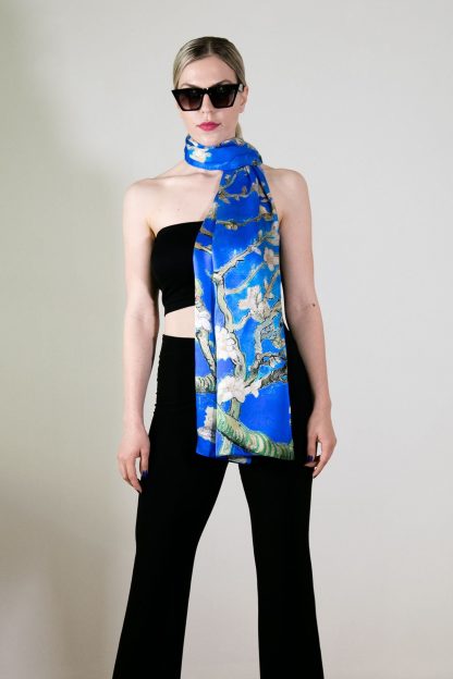 Pure silk blue scarf - Image 5