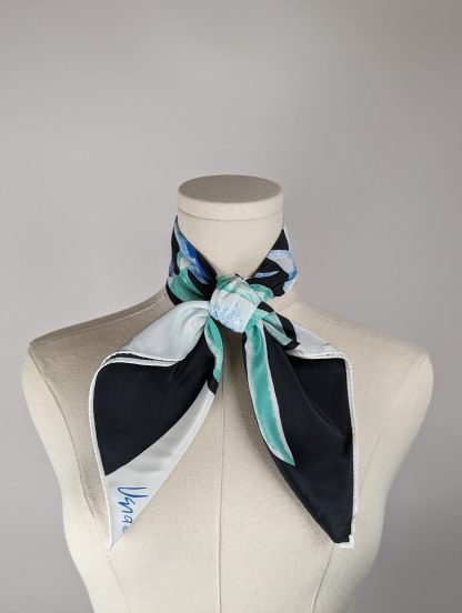 Artistic floral silk scarf - Image 3