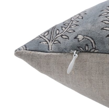 Retro Plant Totem Jacquard Pillowcase - Image 4