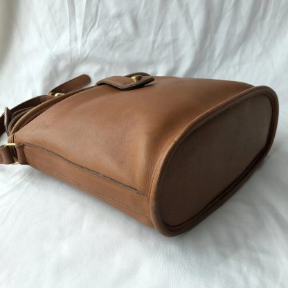 Caramel Brown Leather Shoulder Bag - Image 2