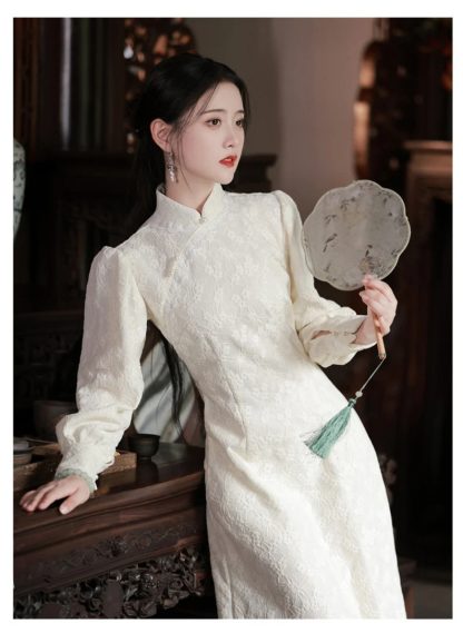 Off-white jacquard long cheongsam - Image 5