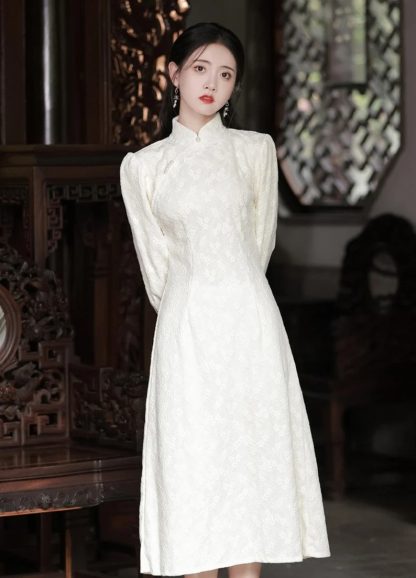 Off-white jacquard long cheongsam - Image 2