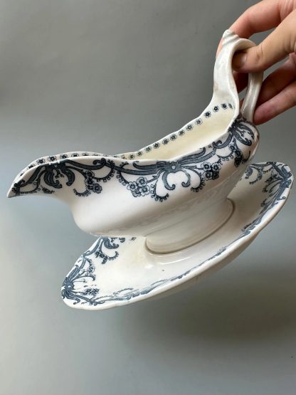 Ceramic sauce boat with blue and white strokes - Image 5