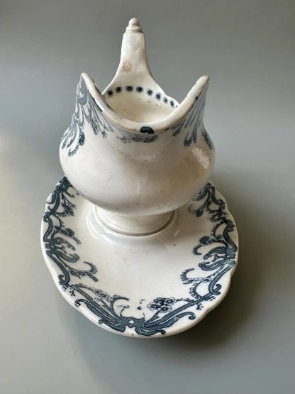 Ceramic sauce boat with blue and white strokes - Image 2