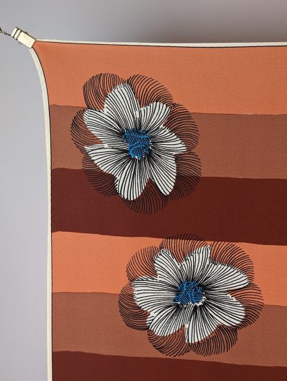 Vintage floral check scarf - Image 6