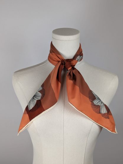 Vintage floral check scarf - Image 2