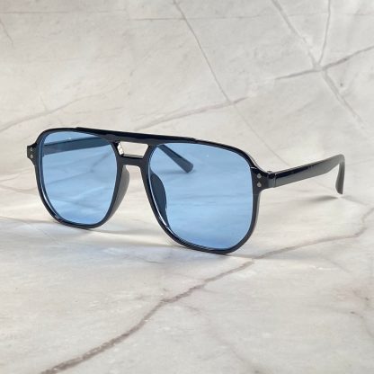 Trendy black frame double-bridge sunglasses - Image 2
