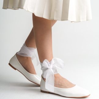 French mesh lace-up flats