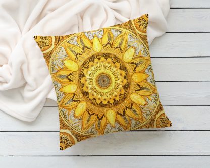 Mandala flower pillow - Image 4