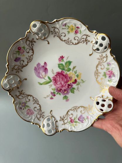 Retro flower and gold hollow fruit plate - Image 4