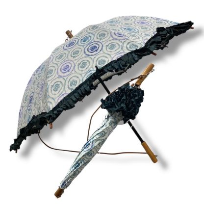 Artistic polka dot wooden handle umbrella - Image 6