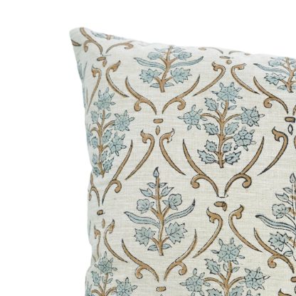 Vintage Palace Floral Jacquard Pillowcase - Image 2