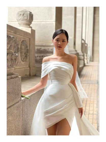 White satin train skirt - Image 3