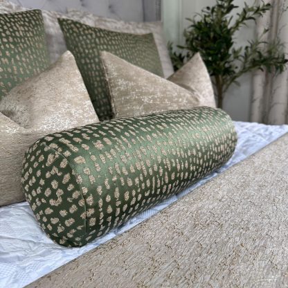 Retro jacquard cylindrical pillow - Image 5