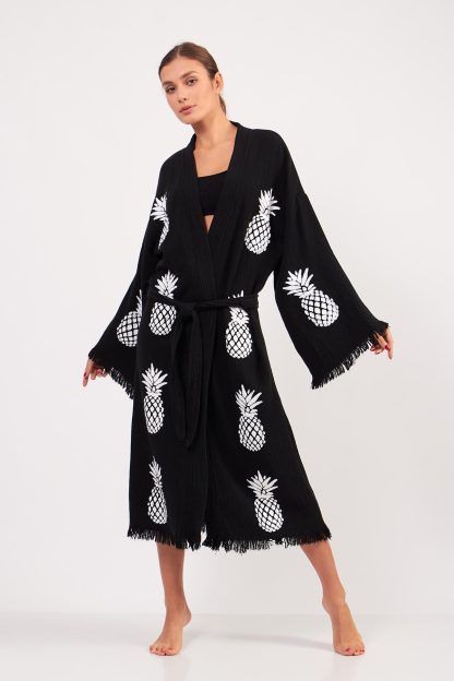 Pineapple jacquard-knit bathrobe