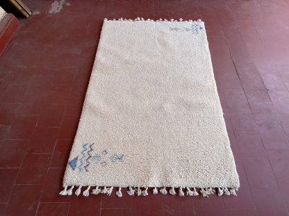 Minimalist and elegant handmade carpet