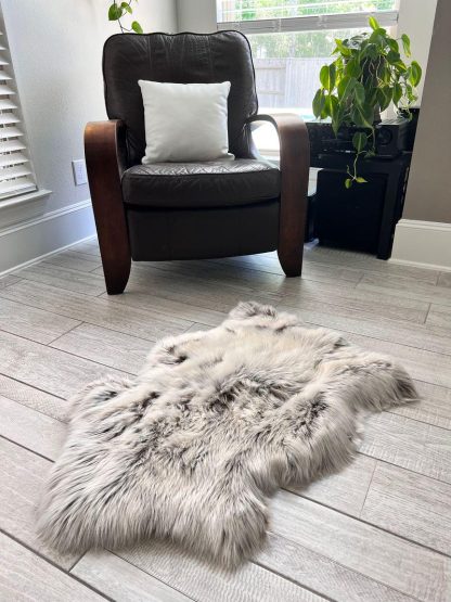 Soft textured faux fur rug
