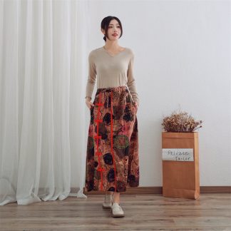 Button print maxi skirt