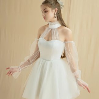 Fairy-style halterneck wedding dress