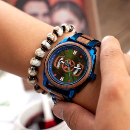 Mechanical style themed watch - Image 5