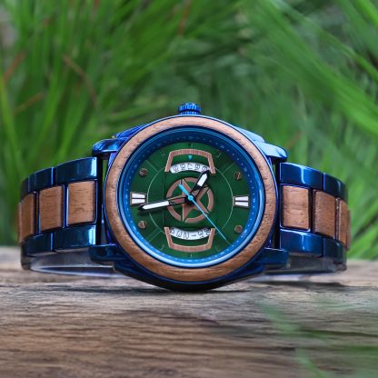 Mechanical style themed watch - Image 3