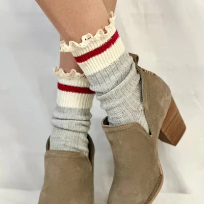 Korean style layered lace socks - Image 2