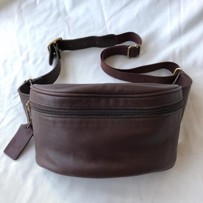 Dark brown leather waist bag - Image 5