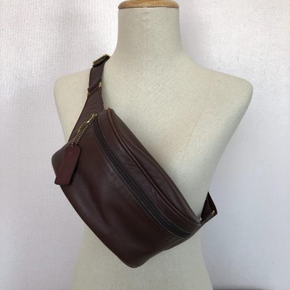 Dark brown leather waist bag - Image 3