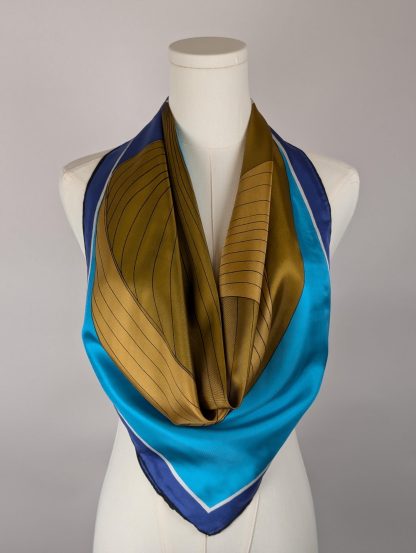 Geometric contrast silk scarf - Image 4
