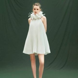 White halterneck pleated skirt