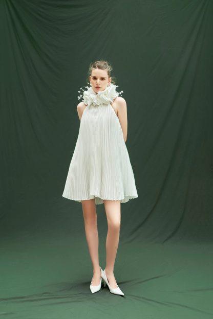 White halterneck pleated skirt