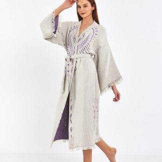 Lazy printed bathrobe