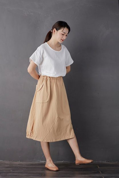 Simple solid color skirt - Image 2