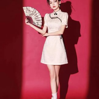 Chinese style girl short modified cheongsam