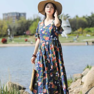 Self-heating printed dress