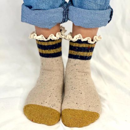 Retro contrast lace socks - Image 3