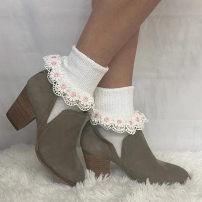 Sweet lace socks - Image 3