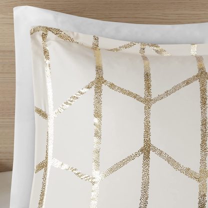 Gold geometric pattern bedding - Image 4