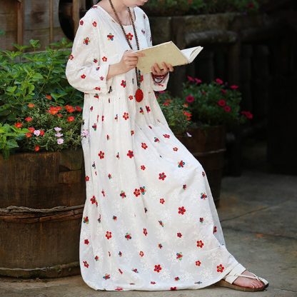 Embroidered waist long skirt