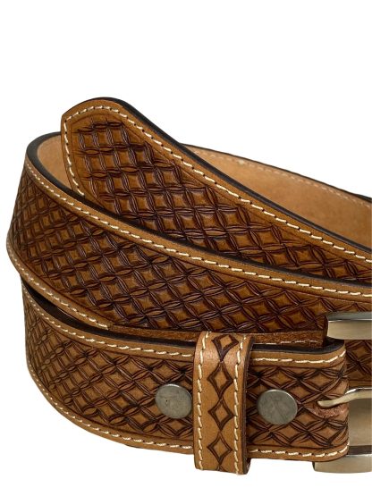 Hand-woven textured leather belt - Image 4